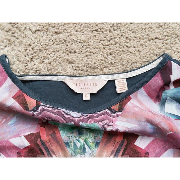 Ted Baker Crystal Kaleidoscope Lion Print Top Size 0 - Picture 3 of 7